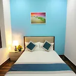 Khách sạn Aroya